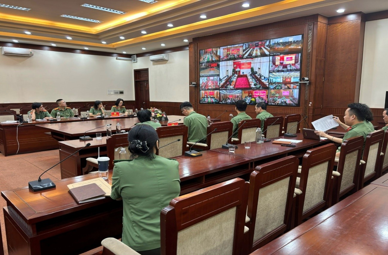 Tham dự Hội nghị trực tuyến tập huấn chuyên Luật sửa đổi, bổ sung một số điều của Luật Lý lịch tư pháp. 
