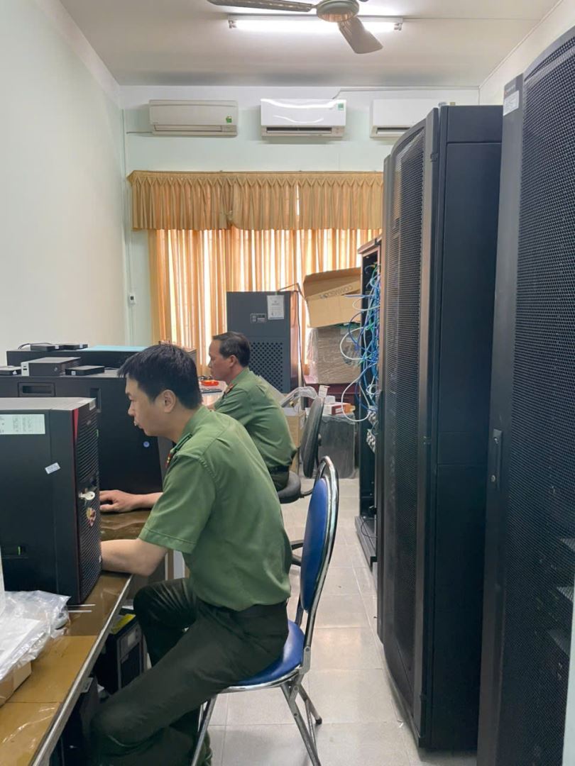 Ảnh: Quản lý, khai thác hiệu quả hệ thống máy chủ, đảm bảo vận hành thông suốt.