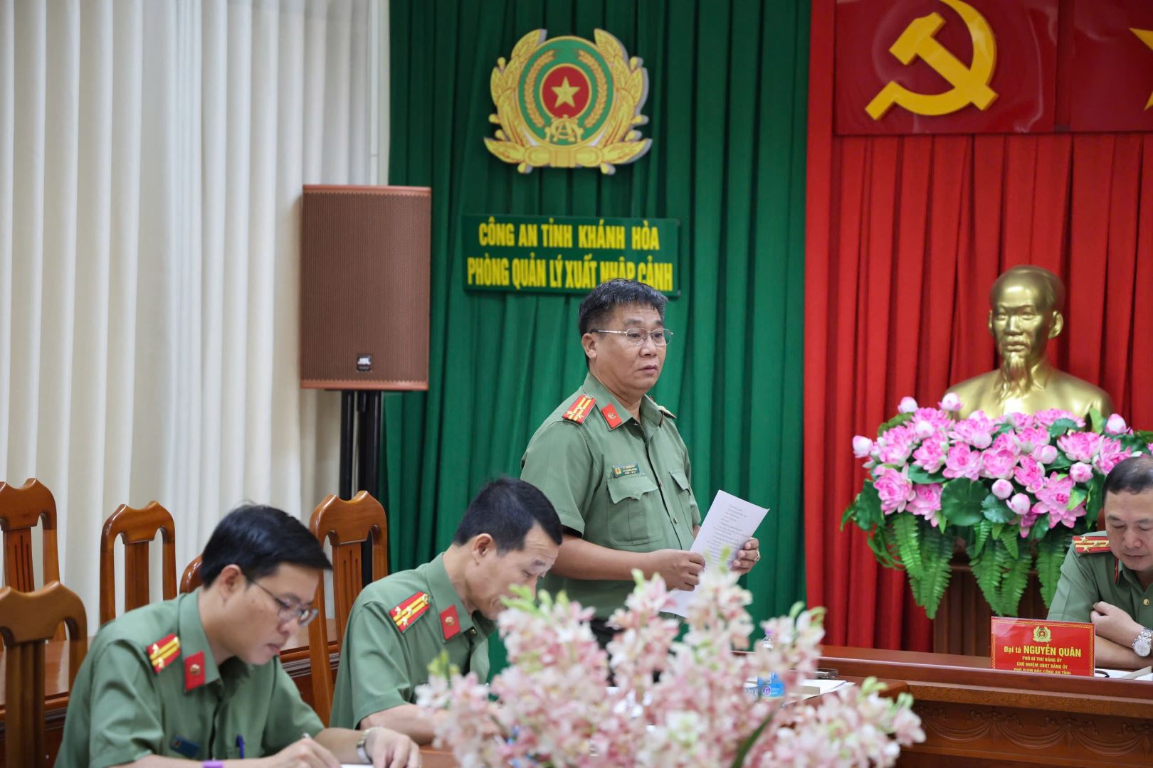 Đ/c Thượng tá Lê Thanh Hòa