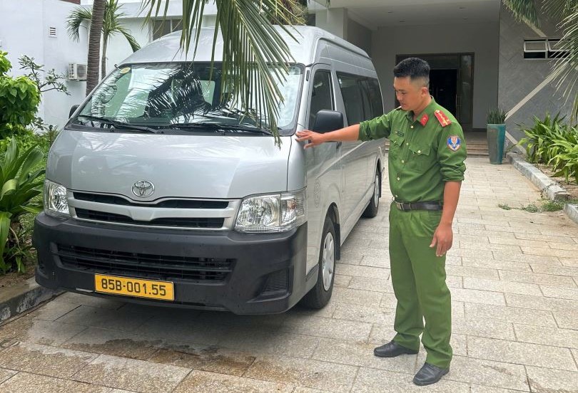 CAP Ninh Chử triển khaitổng rà soát, kiểm tra phương tiện kinh doanh vận tải và xe tải tự đổ trên địa bàn