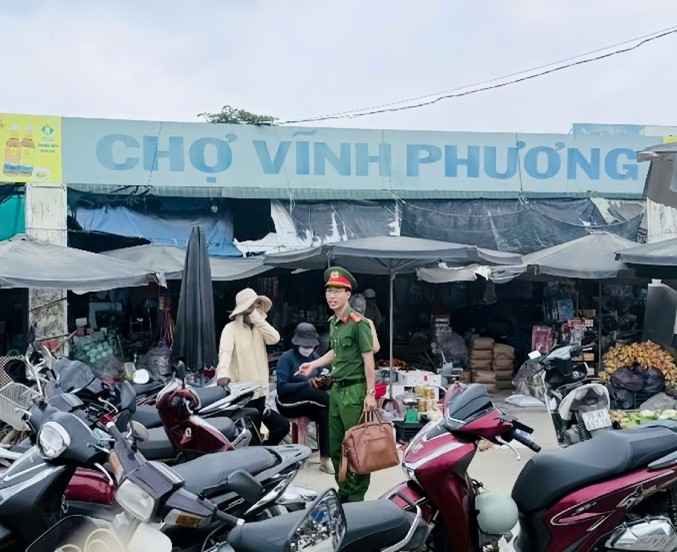 Tuyên truyền, hướng dẫn công tác PCCC và CNCH tại các chợ trên địa bàn